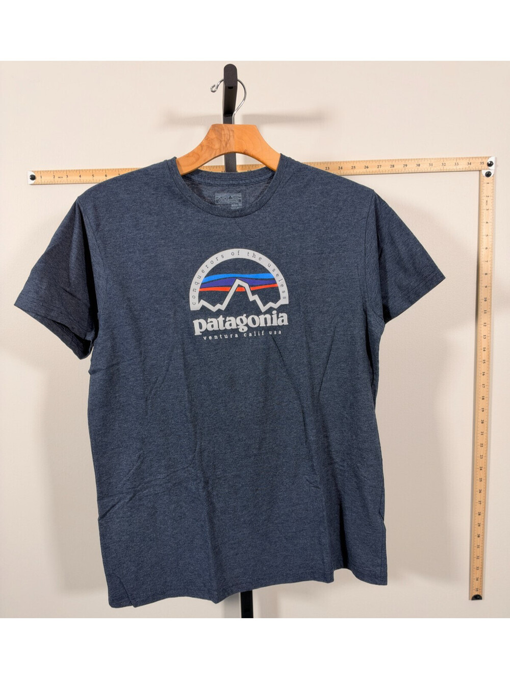 Patagonia Sports Men’s Short Sleeve T-Shirt XL Blue Climbing